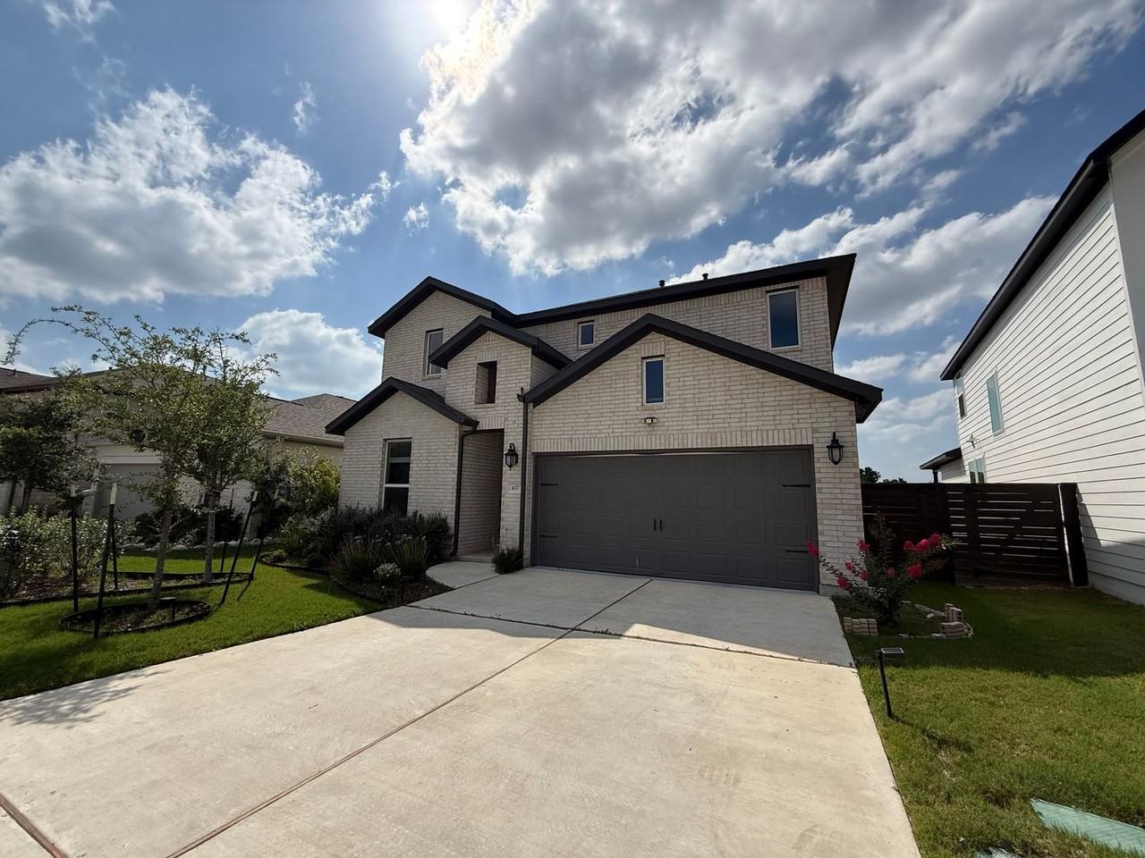 437 Leeward Pass - Photo 2 of 33