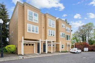 4830 Sw View Point Ter - Photo 1 of 1