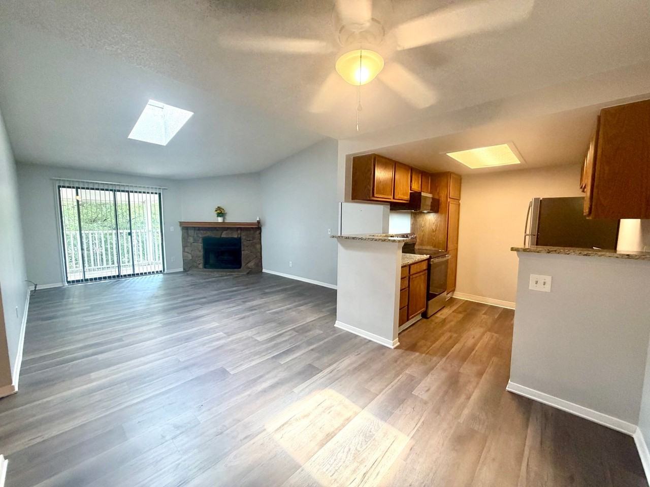 908 S Walden Way #203 - Photo 6 of 19
