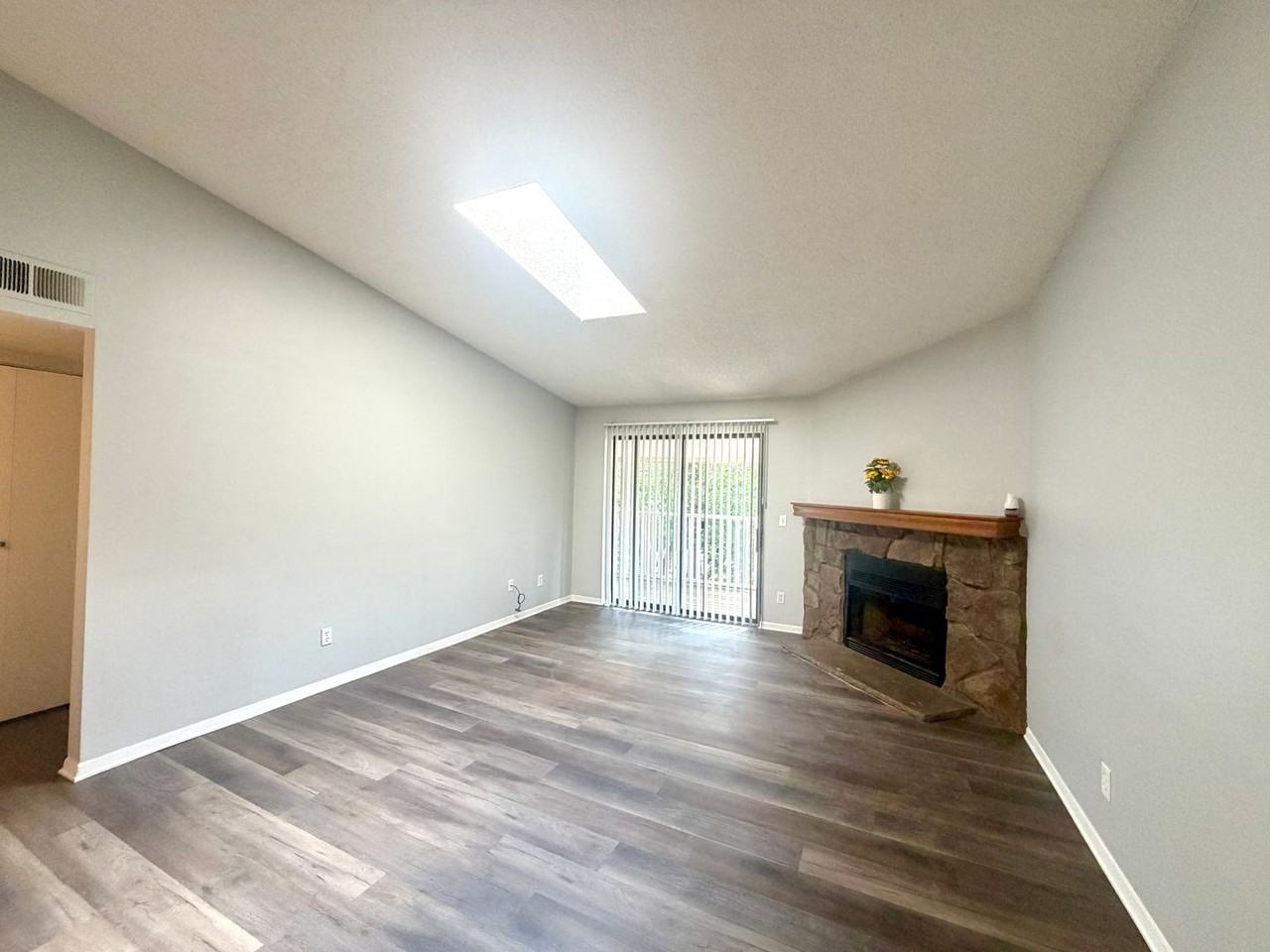 908 S Walden Way #203 - Photo 7 of 19
