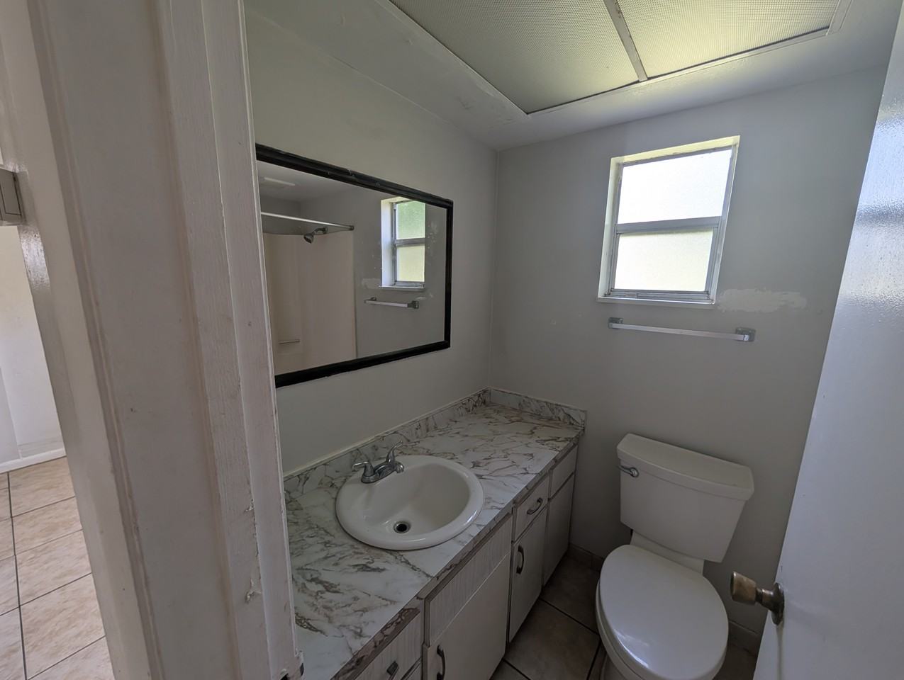 663 Avenue J Nw #2 - Photo 4 of 8