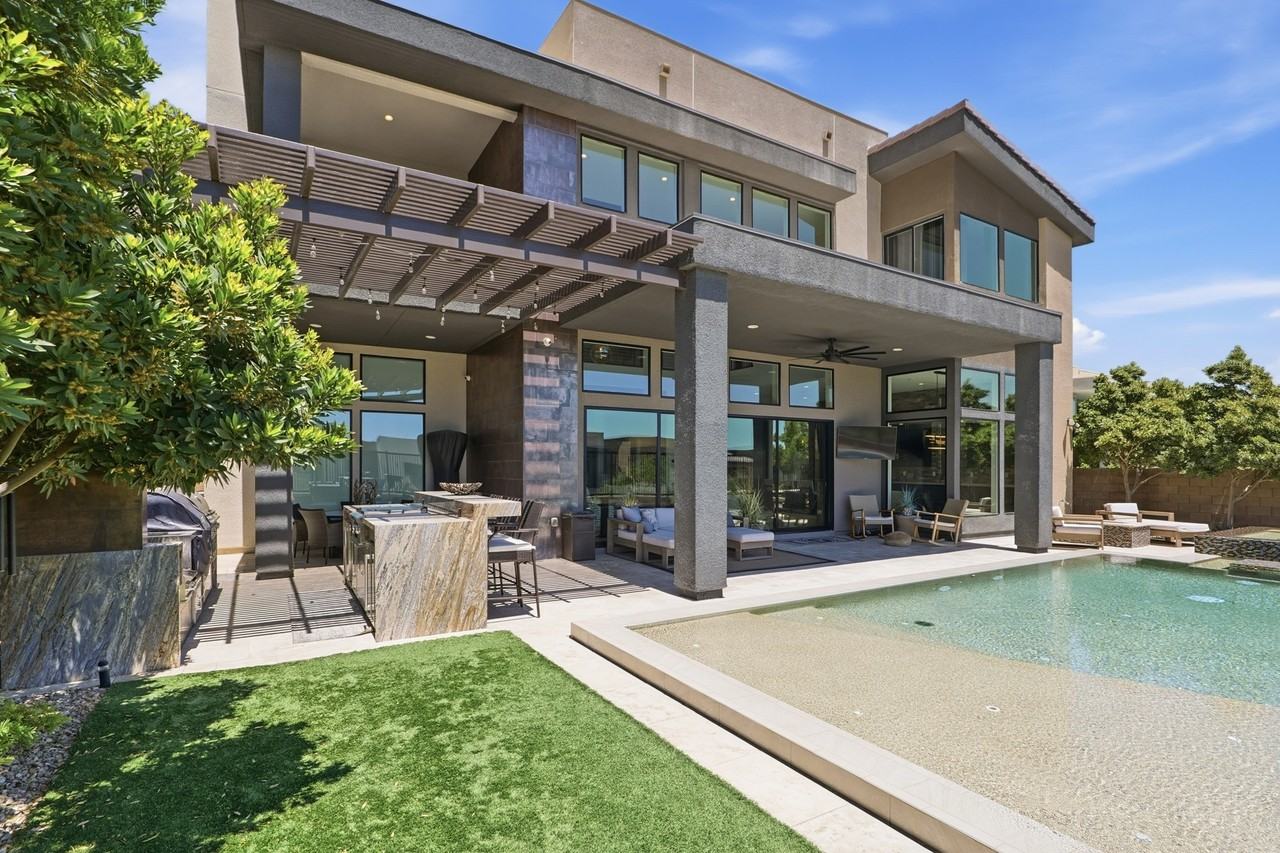 10941 Earth Hues Ct - Photo 6 of 48
