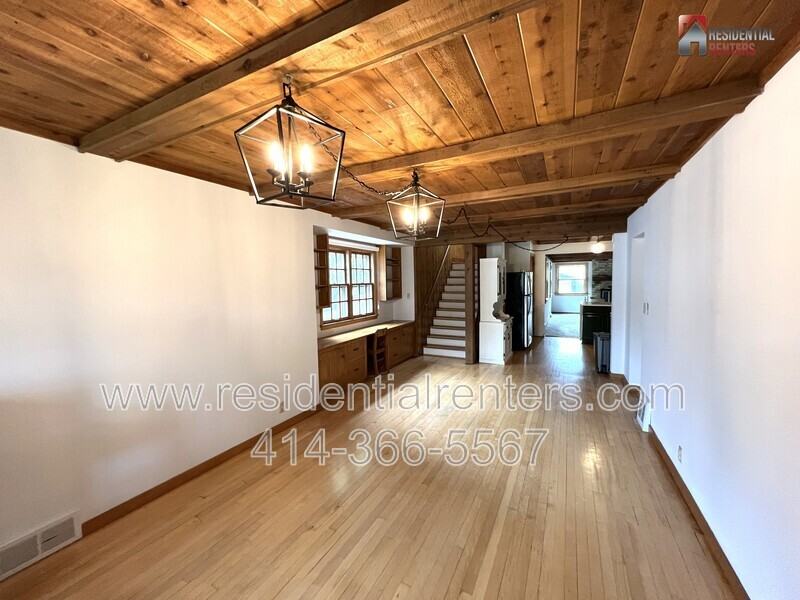 4929 N Hollywood Ave - Photo 2 of 28