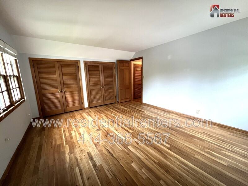 4929 N Hollywood Ave - Photo 7 of 28