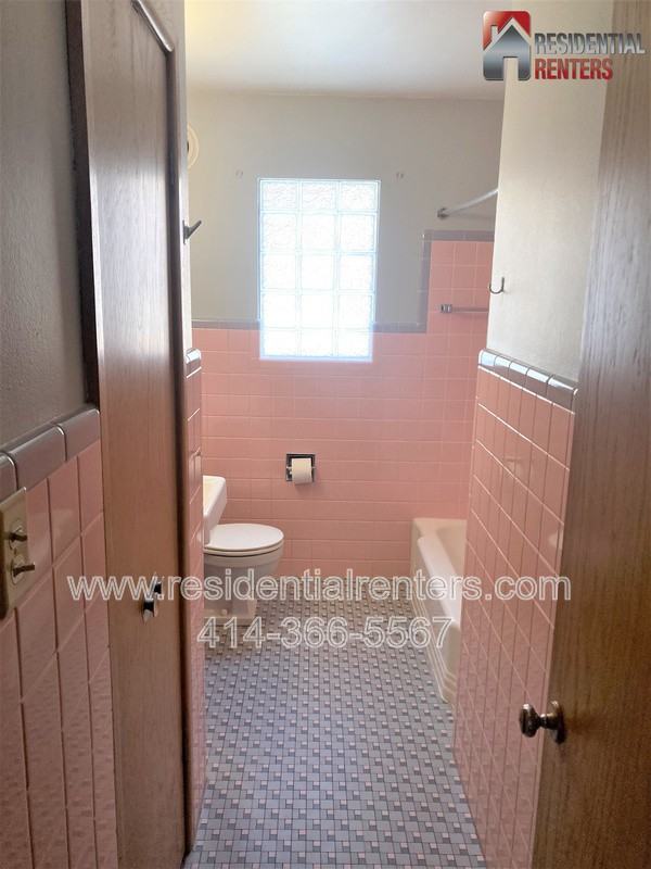 3760 S Clement Ave - Photo 7 of 17