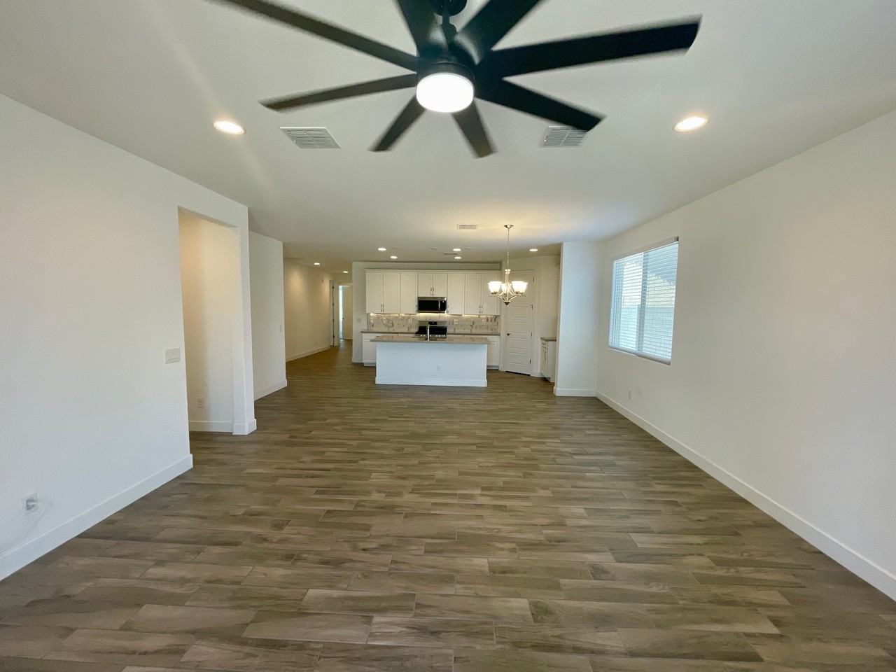 12389 N 173rd Ln - Photo 4 of 28