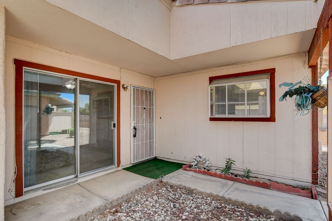 401 N Lamb Blvd #H - Photo 4 of 44