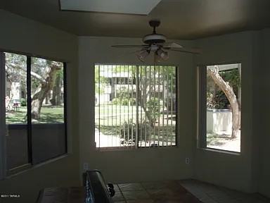 1684 W Park Wood Ln - Photo 5 of 11