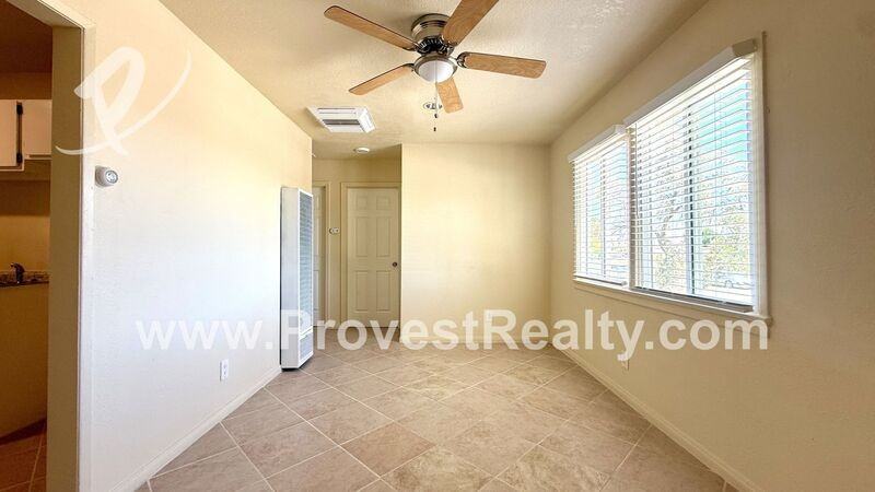 15034 Sequoia St #B - Photo 5 of 15