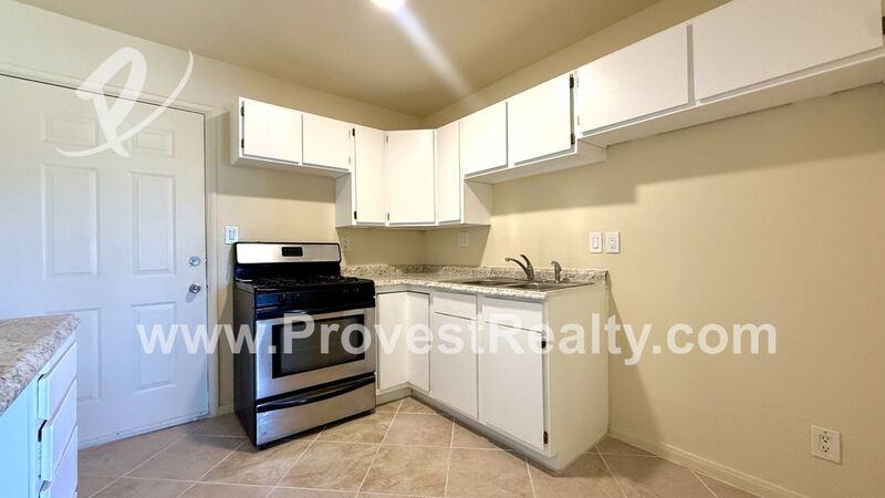 15034 Sequoia St #B - Photo 6 of 15