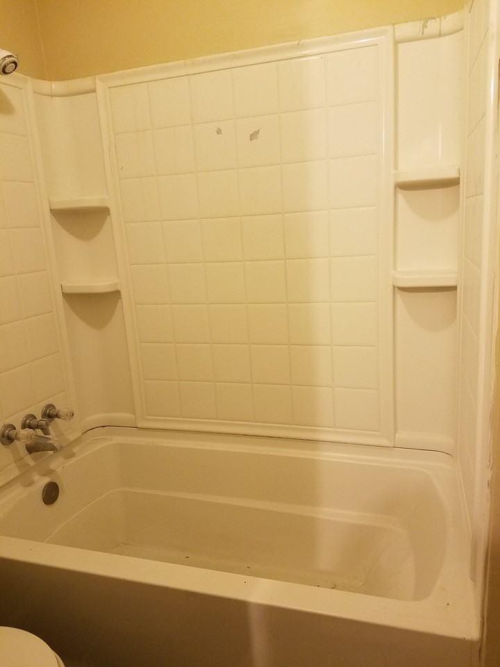 1241 N Graycroft Ave - Photo 4 of 24
