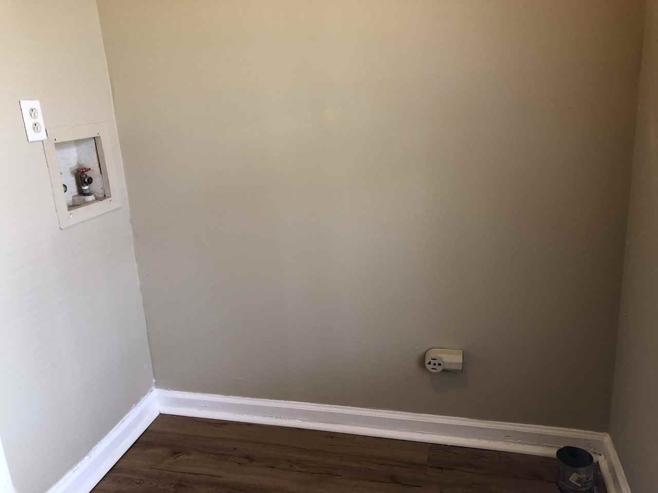 1241 N Graycroft Ave - Photo 5 of 24