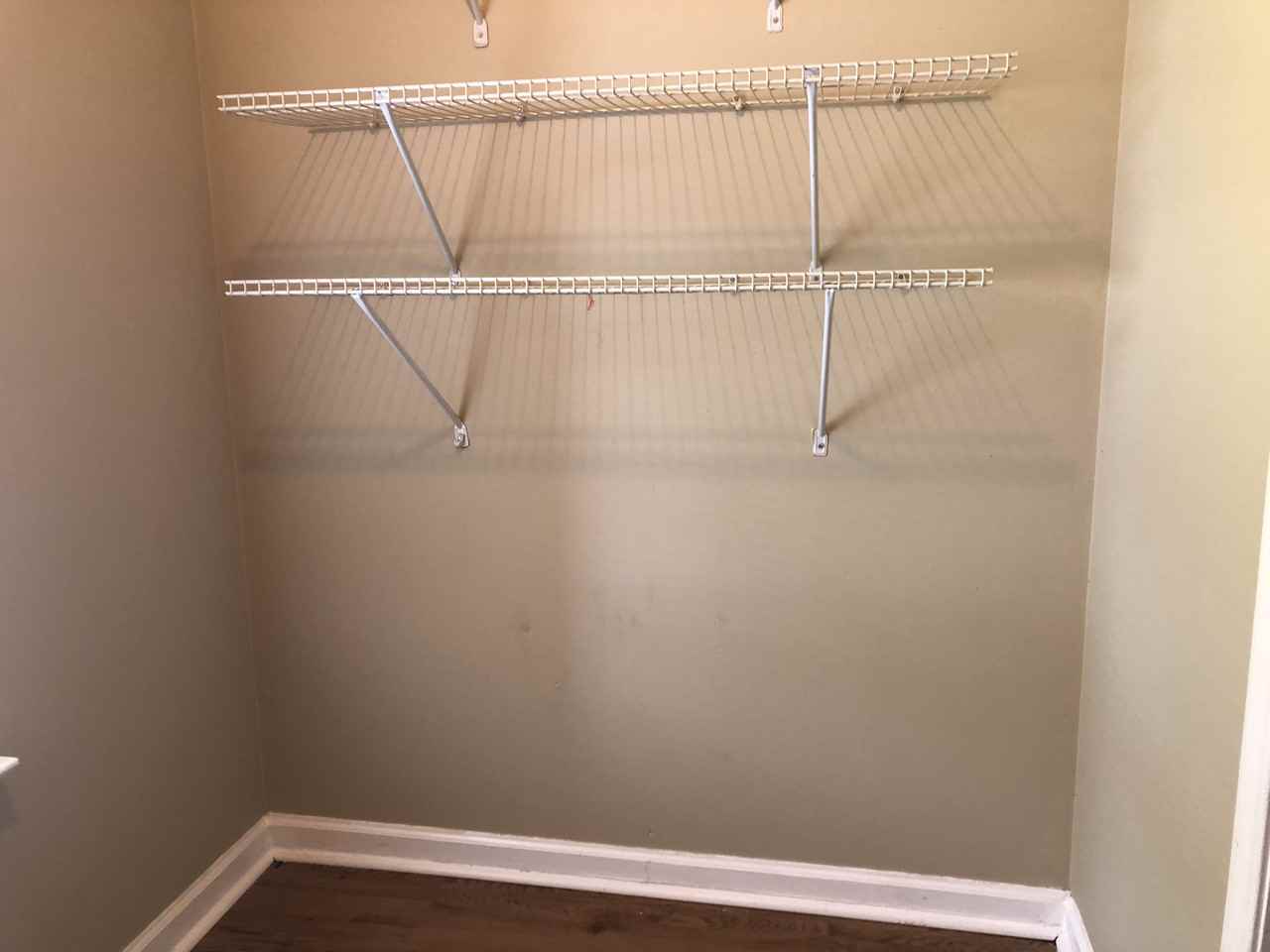 1241 N Graycroft Ave - Photo 6 of 24
