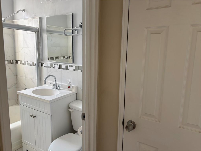 7520 Ridge Blvd #3E - Photo 4 of 7