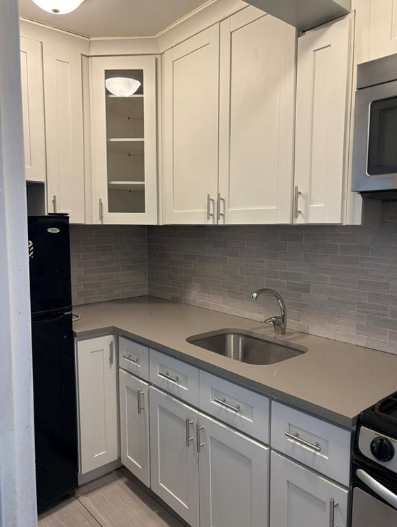 7520 Ridge Blvd #3E - Photo 6 of 7