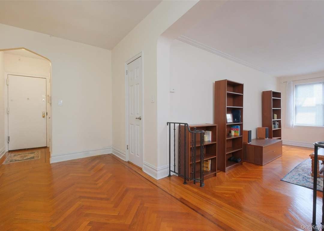 1855 Grand Concourse #51 - Photo 3 of 6