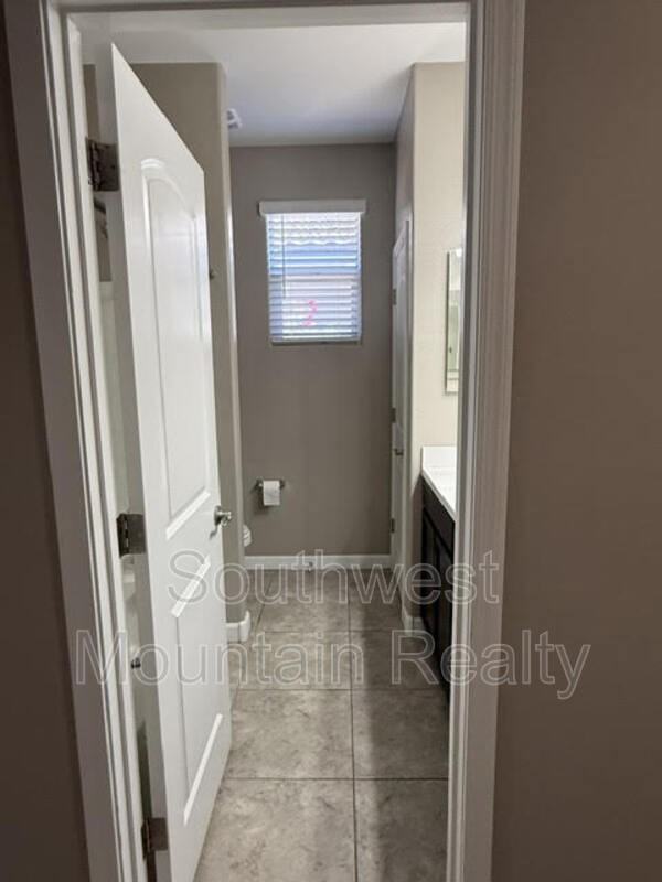 2226 E Comiskey Dr - Photo 6 of 16
