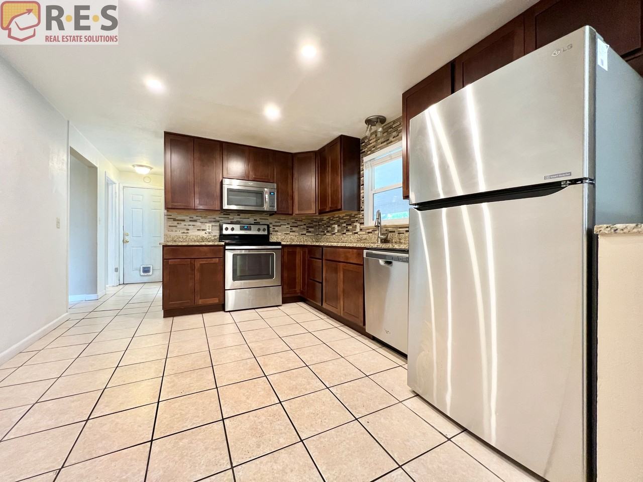 2021 W 82nd Pl - Photo 2 of 14