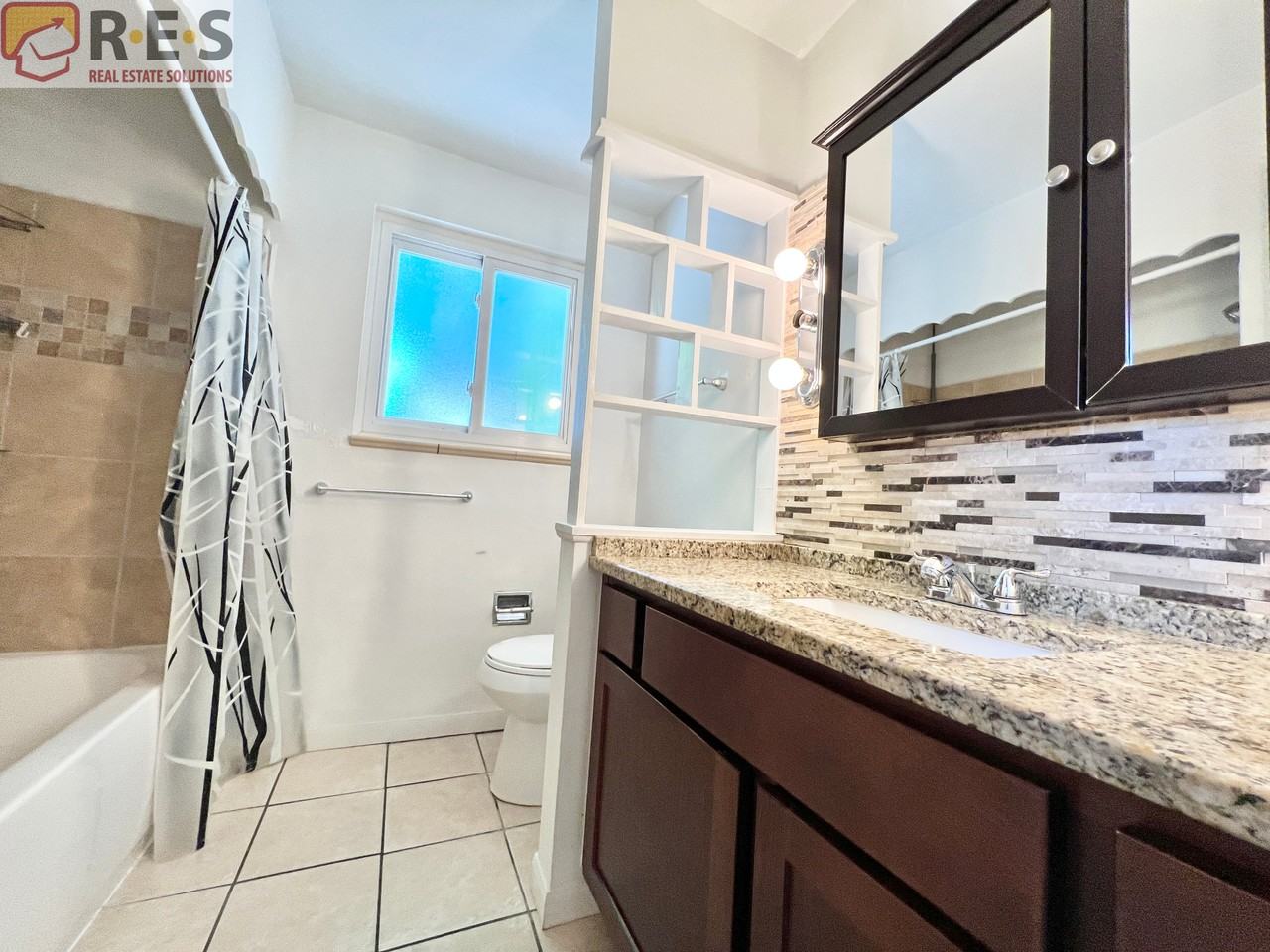 2021 W 82nd Pl - Photo 4 of 14