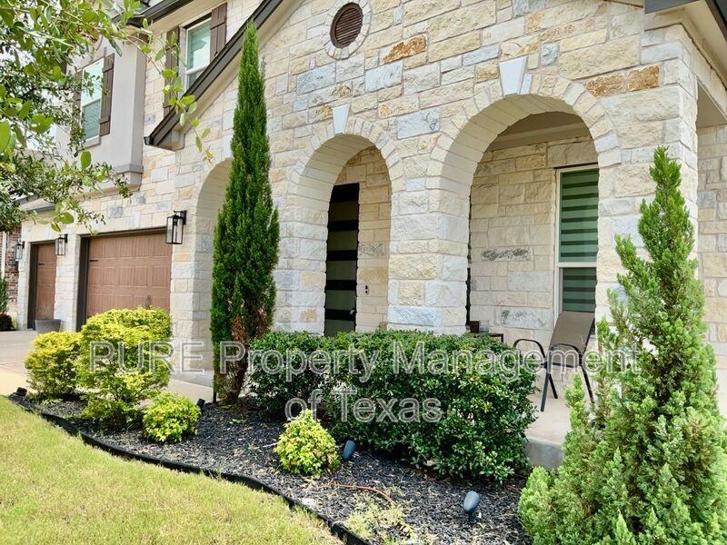 1008 Brenham Ln - Photo 3 of 36