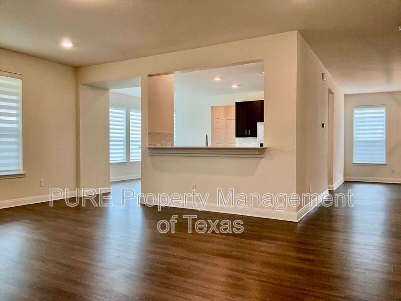 1008 Brenham Ln - Photo 7 of 36
