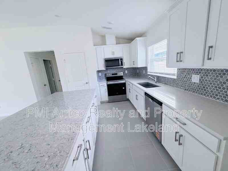 524 Carya Way - Photo 4 of 20