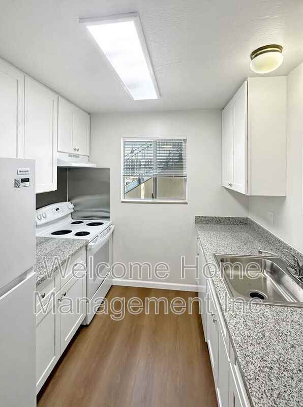 15640 Usher St #3 - Photo 4 of 9
