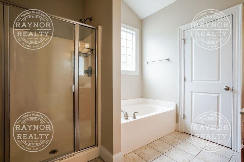 90 Glen Oaks Dr - Photo 7 of 16