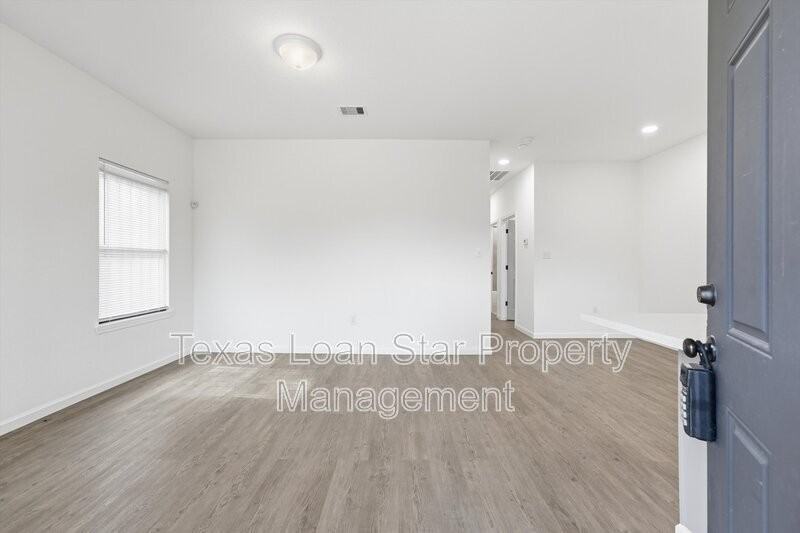 319 N Carolina St #A - Photo 3 of 22