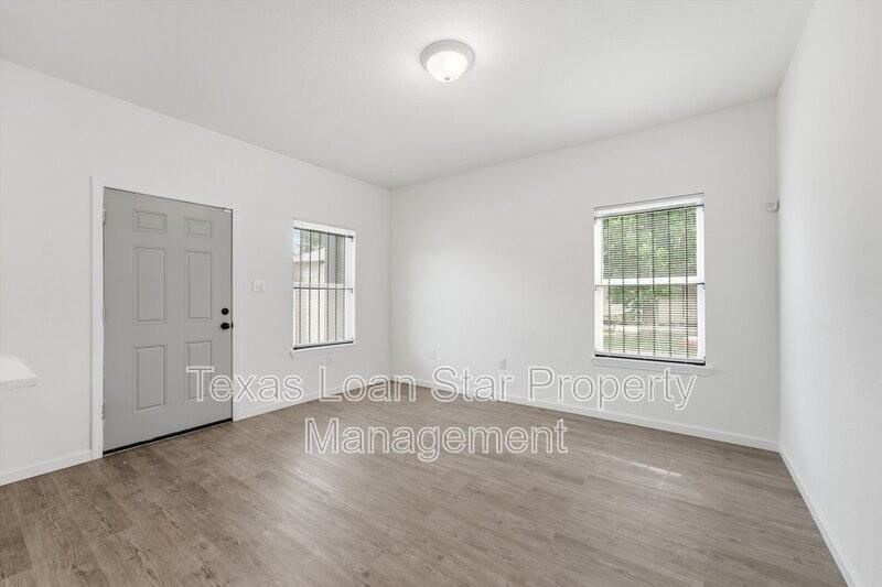 319 N Carolina St #A - Photo 6 of 22