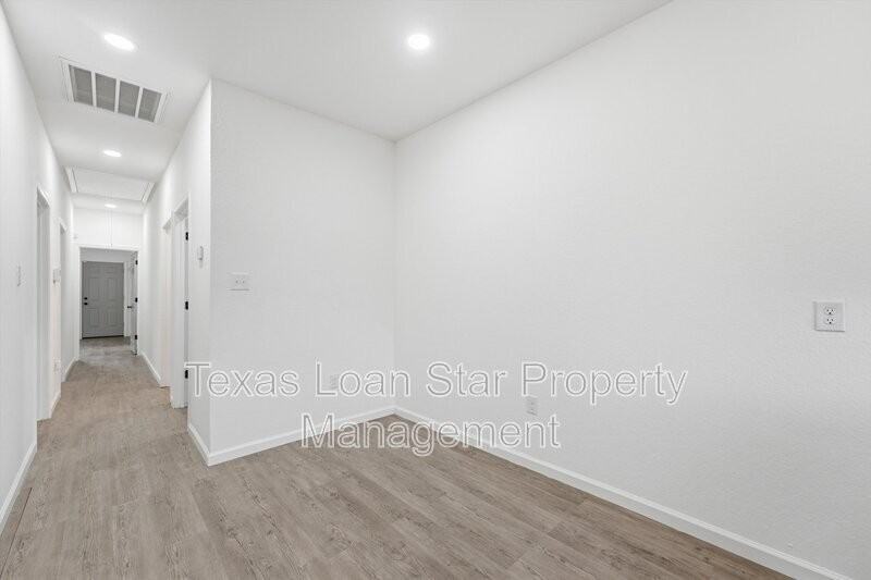 319 N Carolina St #A - Photo 7 of 22