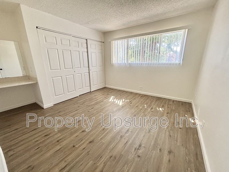 715 Mary St #9 - Photo 7 of 13
