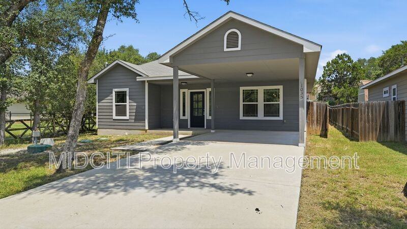 1035 Cedar Grove Trl - Photo 2 of 30