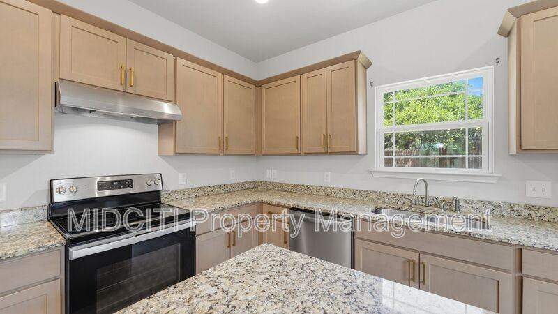 1035 Cedar Grove Trl - Photo 5 of 30
