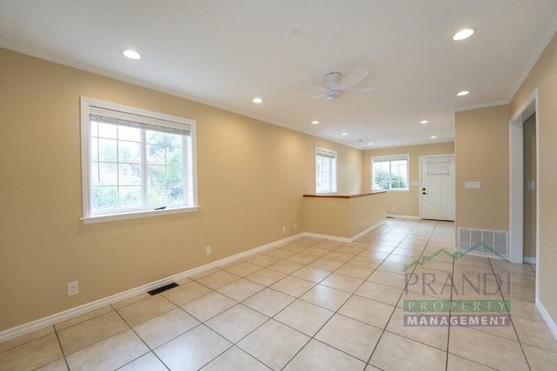 40 Pleasant Ln - Photo 7 of 27