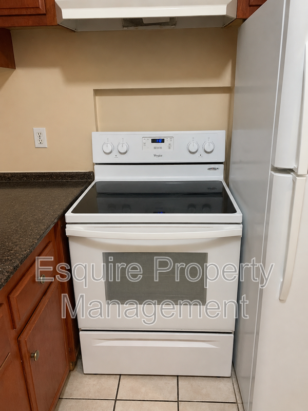 231 Chester Way #B - Photo 3 of 3
