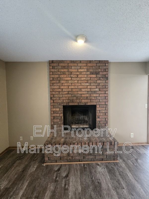9105 W Westlawn St #1 - Photo 5 of 34