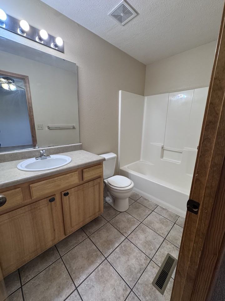 125 W Trail Point Dr #NA - Photo 5 of 10