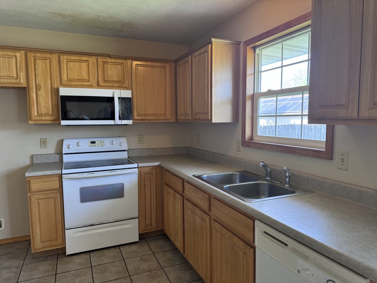 125 W Trail Point Dr #NA - Photo 7 of 10