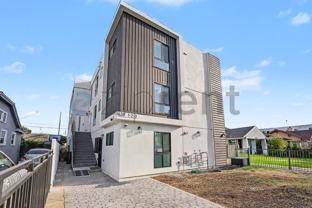 1438 W 37th Dr - Photo 1 of 1