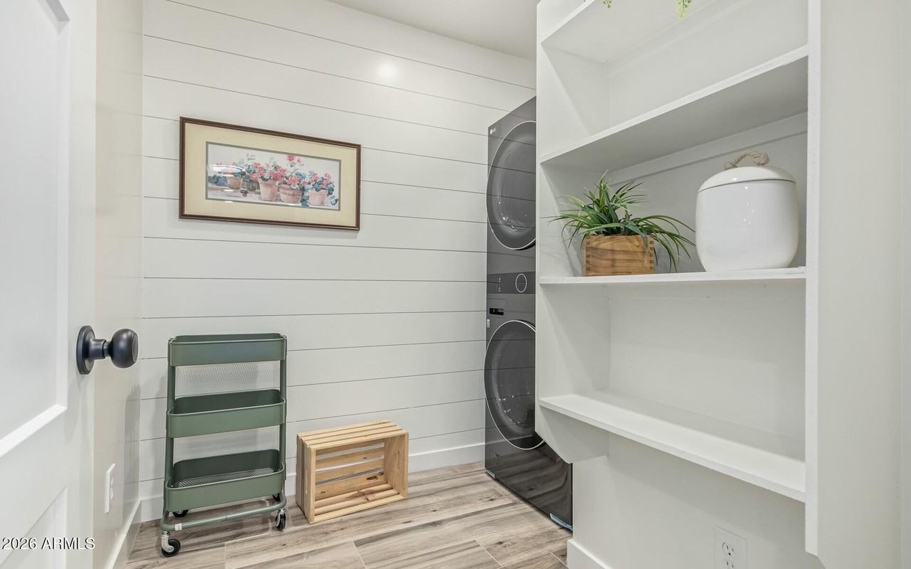 1417 E Whitton Ave - Photo 5 of 12