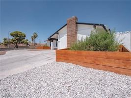 featured image of 6488 Creston Ave