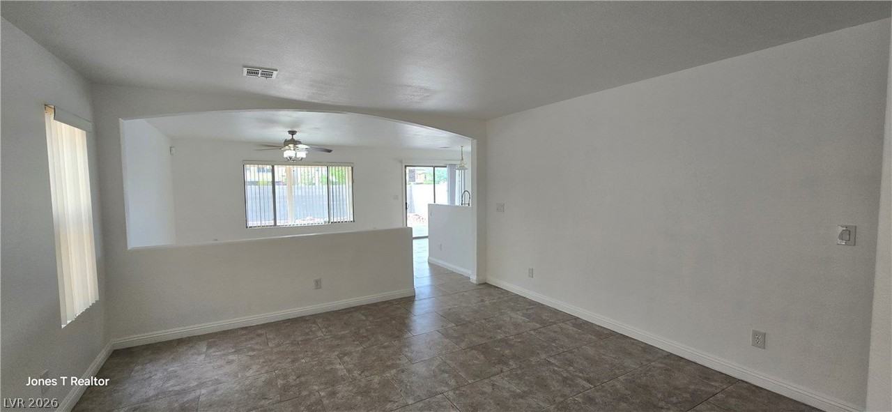 9636 Cedar Park Ave - Photo 4 of 27