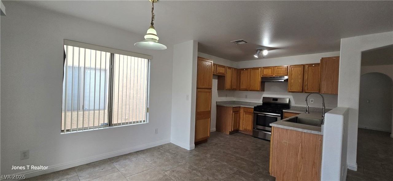 9636 Cedar Park Ave - Photo 6 of 27