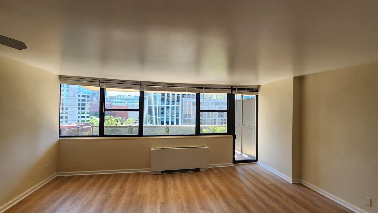 270 LUIS M MARIN BLVD #9G - Photo 3 of 9