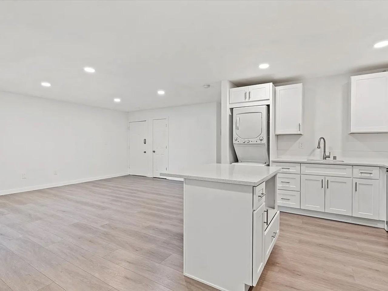 Centennial Pines Apartments! - Photo 7 of 11