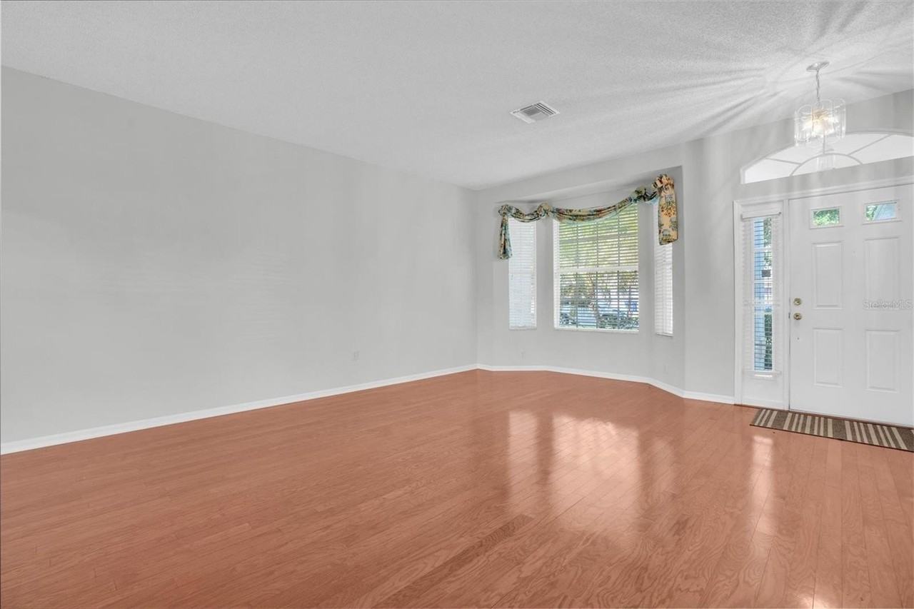 1510 Morning Rose Pl - Photo 5 of 50