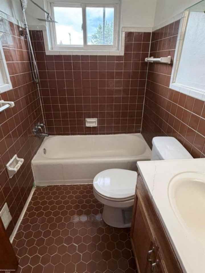 26125 Huntington St - Photo 6 of 8