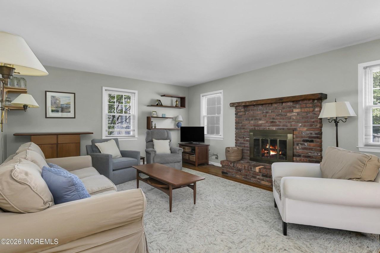 203 Washington Blvd - Photo 6 of 20
