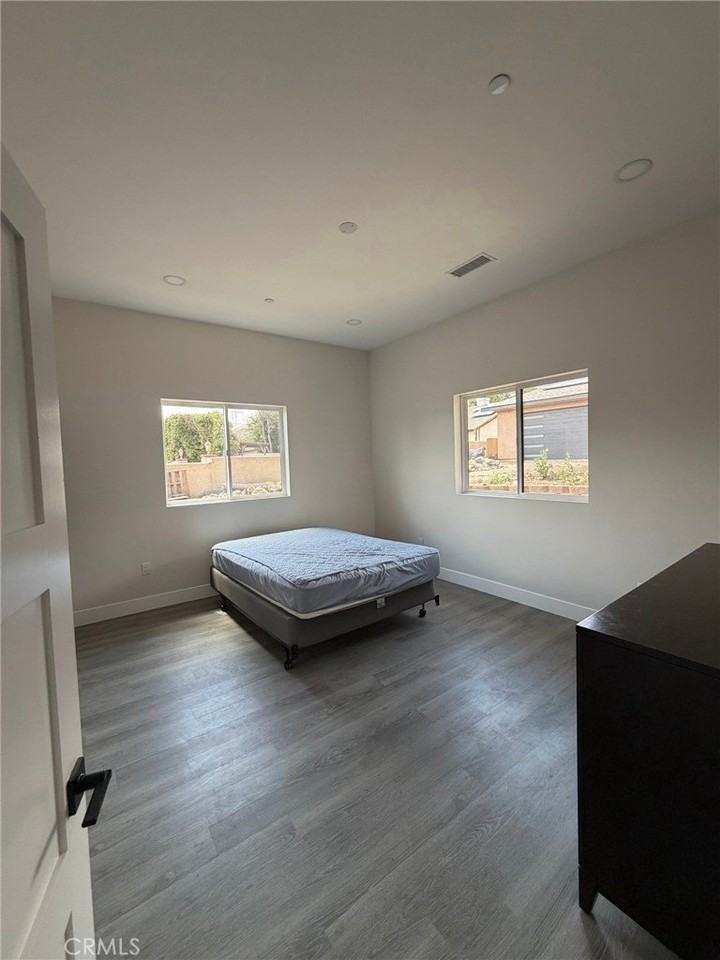 1295 W 25th St #2 - Photo 4 of 12